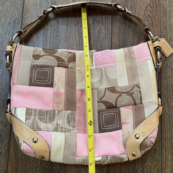 Coach Carly pink patchwork shoulder bag - Picture 5 of 10